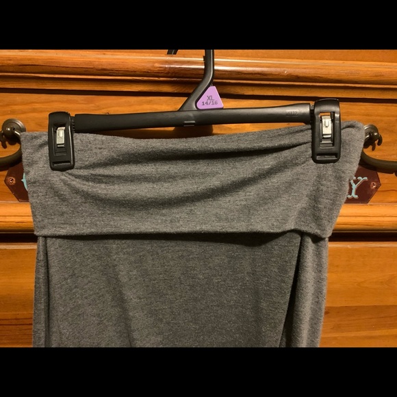 Soft Gray Skirt - Picture 2 of 4